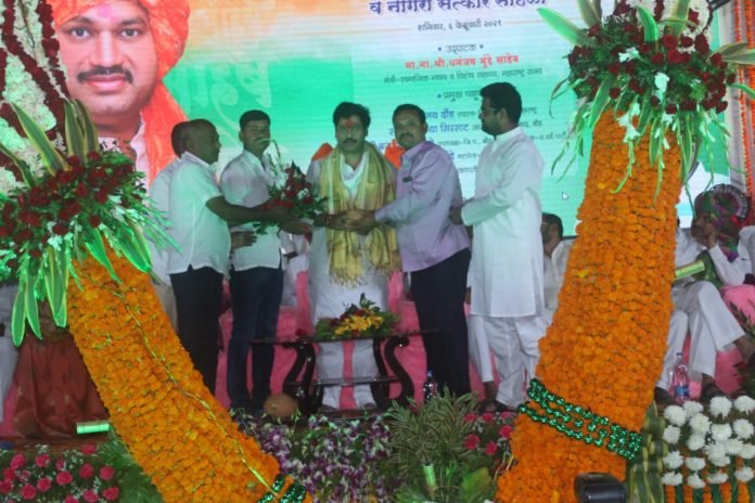 Dhananjay munde