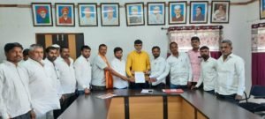चिचोंडी पाटीलच्या सरपंचपदी मनोज कोकाटे तर उपसरपंचपदी कल्पना ठोंबरे 2 उपसरपंच