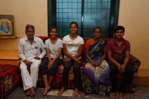 श्रद्धेने 80 म्हशींचा सांभाळ करणारी युवती ;श्रद्धा ढवण 10 world women’s day