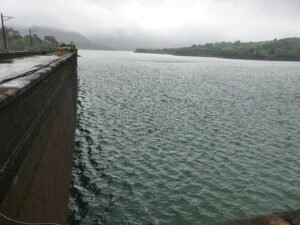 सात जलाशय तुडुंब ,येसर ठाव जलाशय भरला * 11 akl21p12