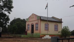 Gandhi jayanti special :गांधीजीं स्मृती जतन करणारे गाव 4 mahatma Gandhi temple